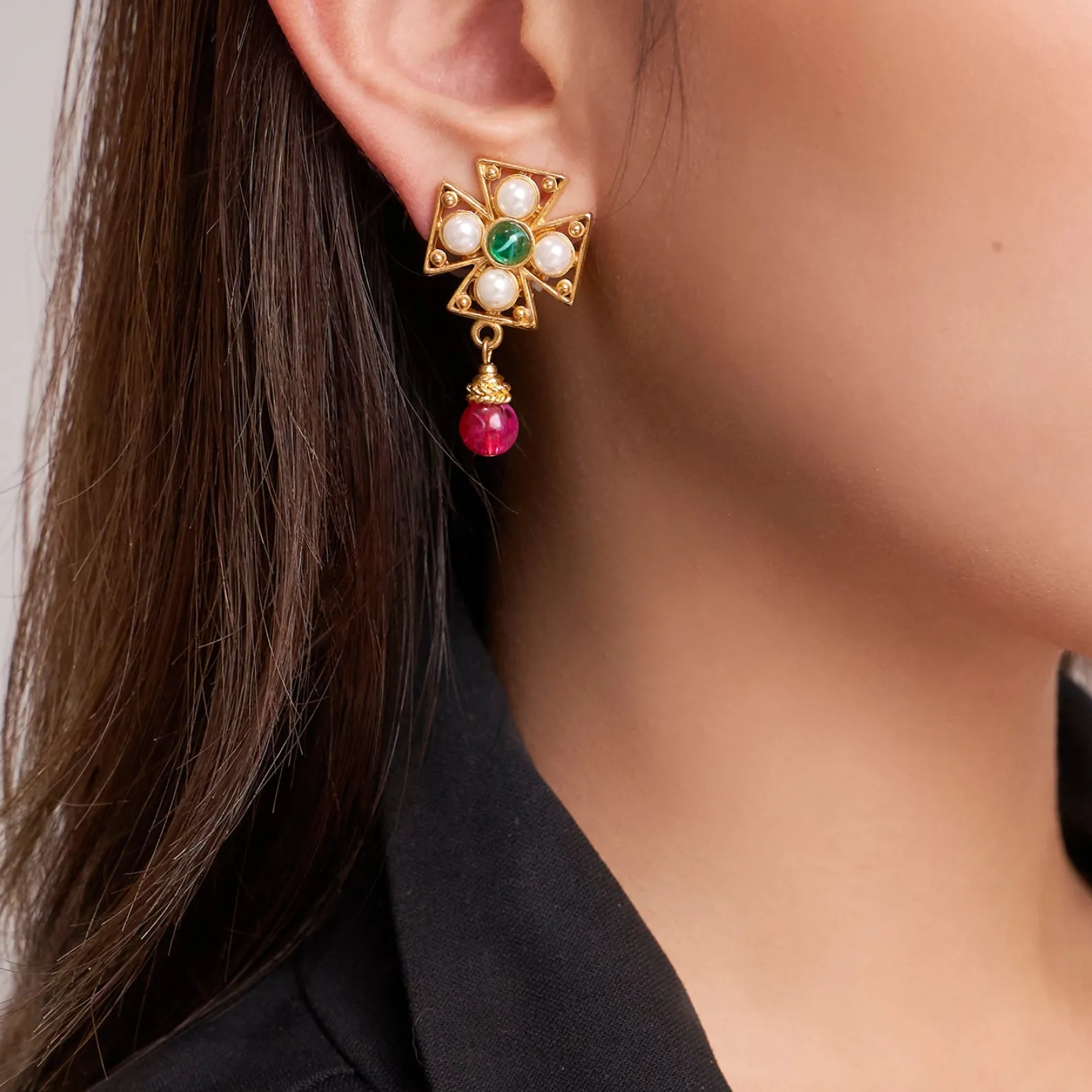 Ben-Amun Tomar Earrings Shop